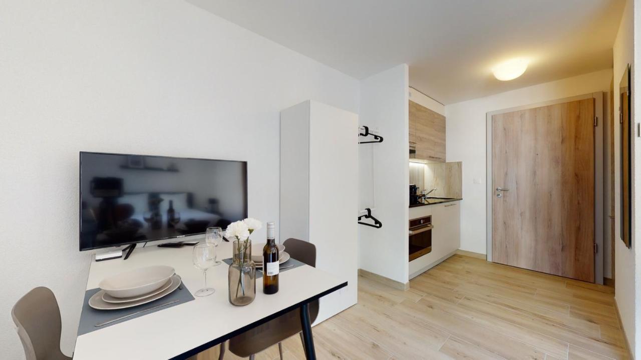 Nonanteneuf Appart Hotel Aigle - Contactless Check-In Exteriér fotografie