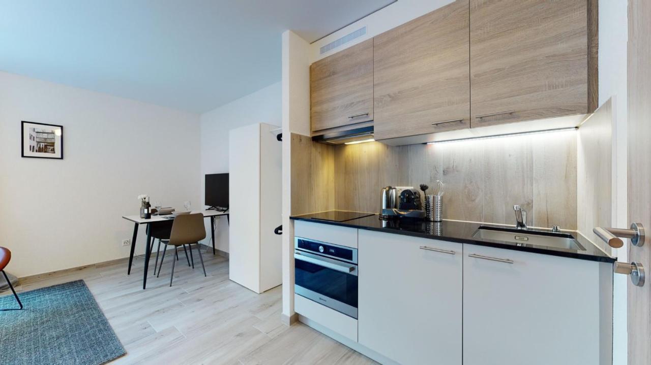 Nonanteneuf Appart Hotel Aigle - Contactless Check-In Exteriér fotografie